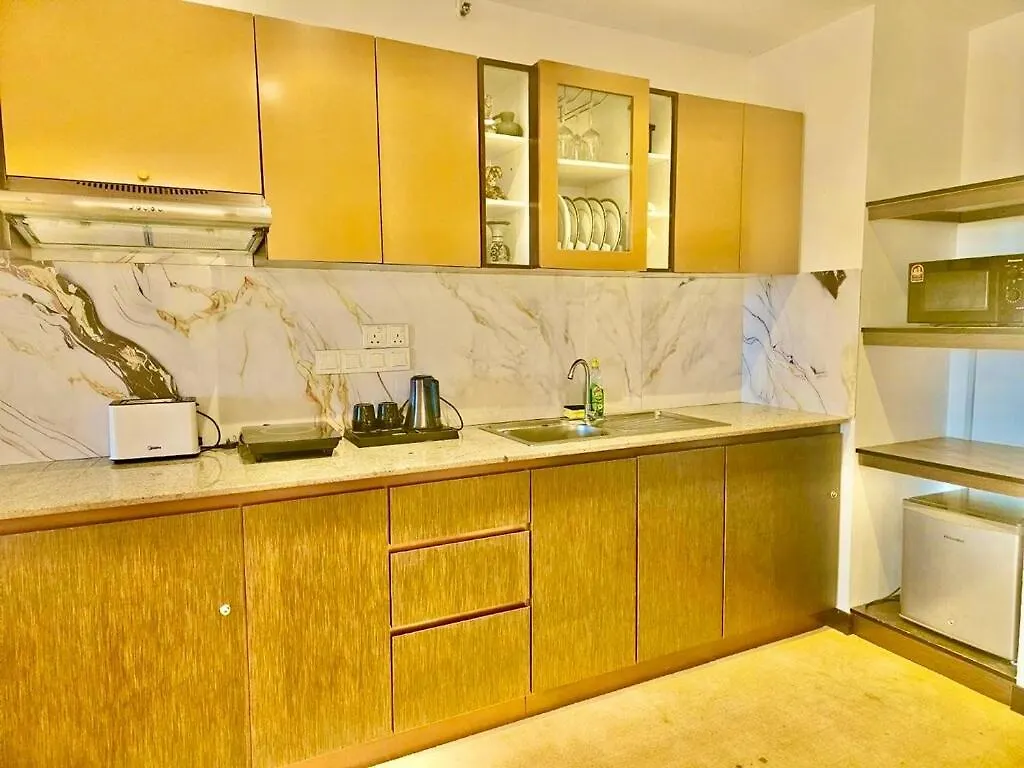 Ferienwohnung Ocean Breeze Pearl Negombo