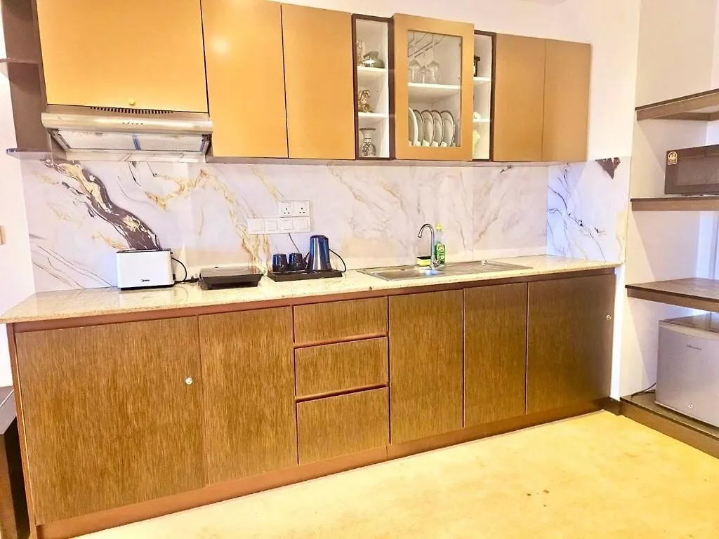 Ferienwohnung Ocean Breeze Pearl Negombo Apartment